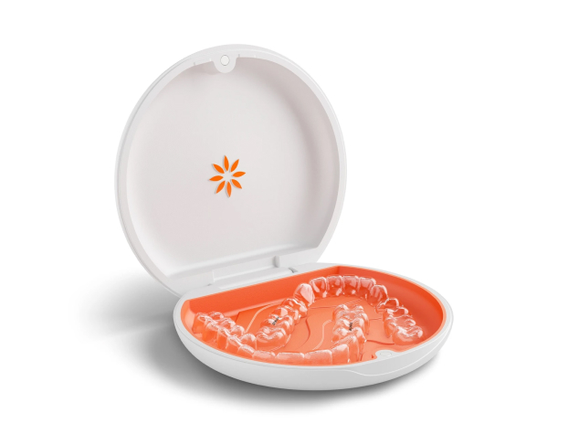 Vivera Retainer